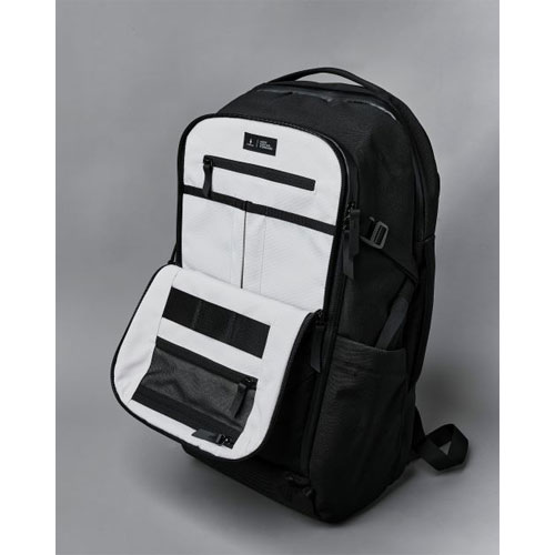 ELEMENTS TRAVEL BACKPACK AXOFLUX ブラック 41540001